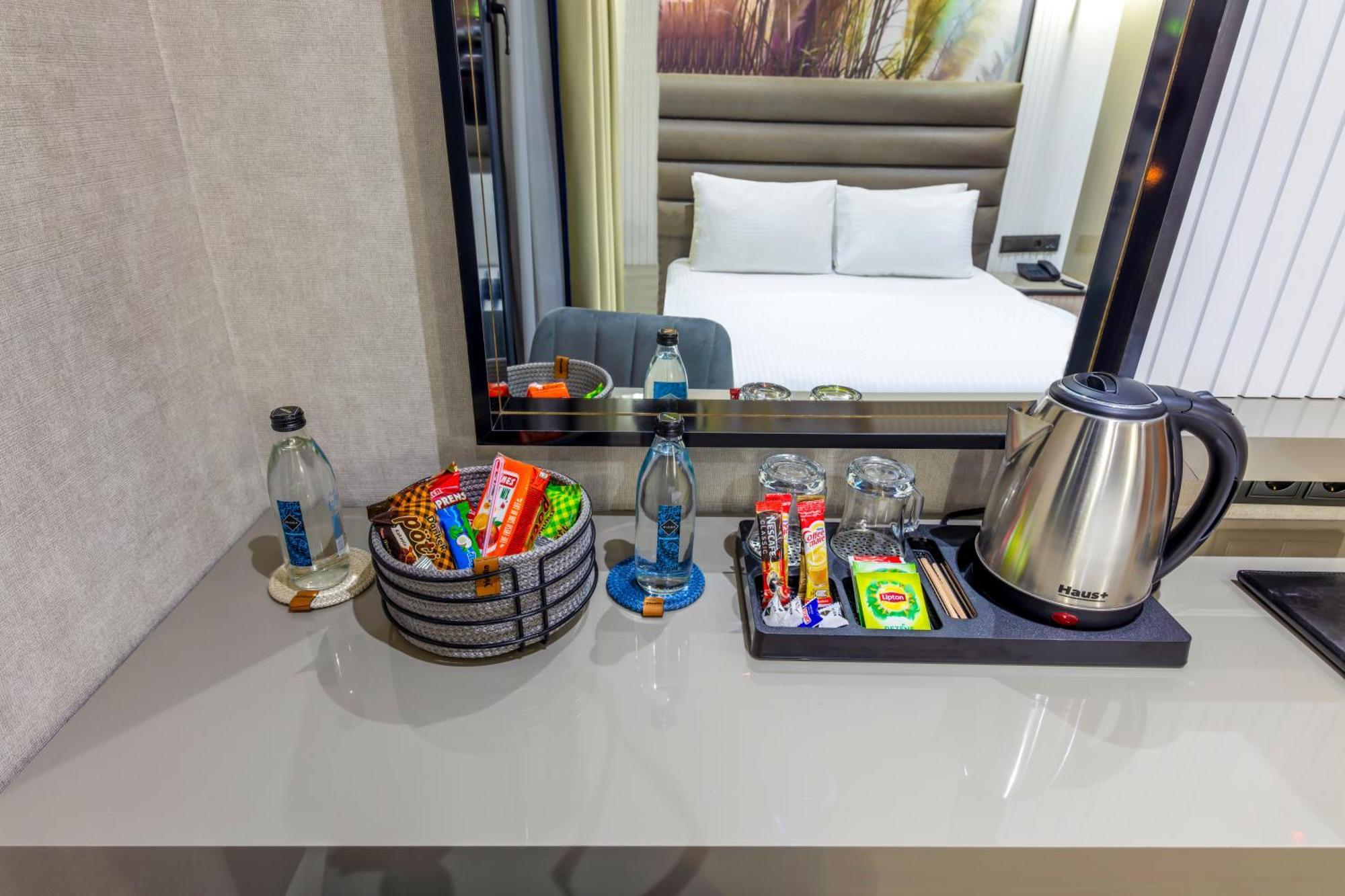 Dem Premium Hotel - Round Trip Airport Service - Istanbul International Airport Arnavutkoy Exteriér fotografie